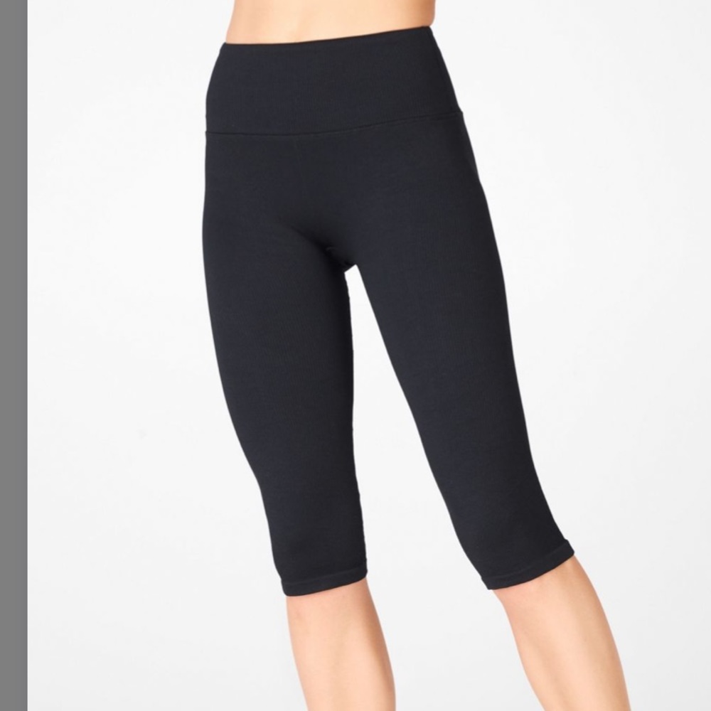 Fabletics Women’s High Waisted Ultra Crop Leggings